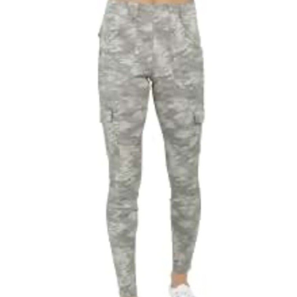Spanx Size M Cargo Pant Leggings Green Camouflage